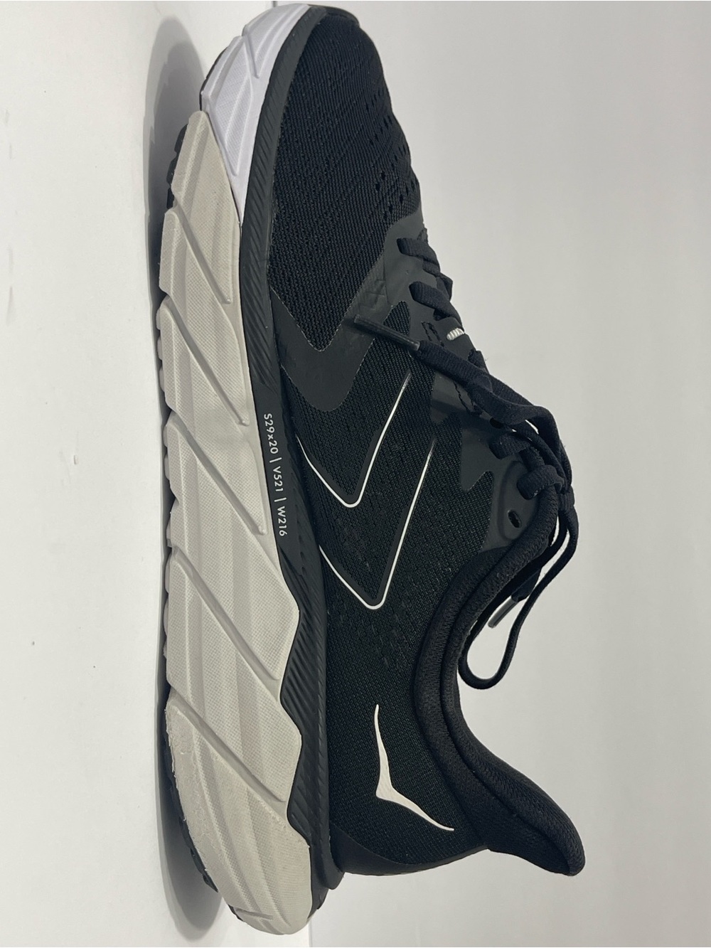 Hoka One One Women’s Black with White Sole Arahi 5 Stability Running Shoes Size8 - Picture 7 of 9